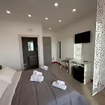Off And Relax Bed and Breakfast 4*