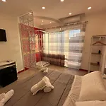 Off And Relax Bed and Breakfast