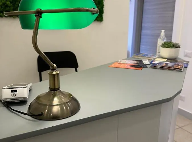 فندق مبيت وإفطار Off And Relax نابولي